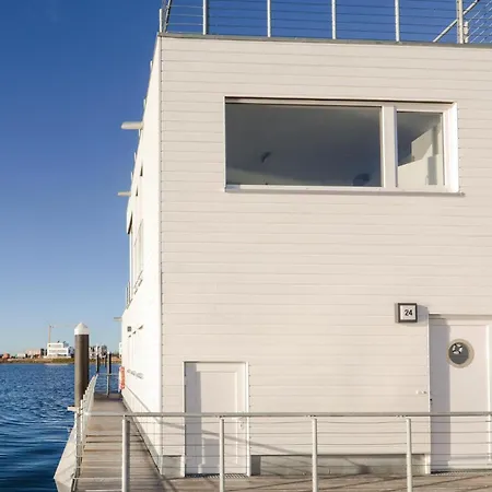Båthotell Schwimmendes Haus 24 Olpenitz