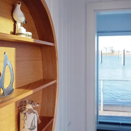 Schwimmendes Haus 24 Båthotell Olpenitz