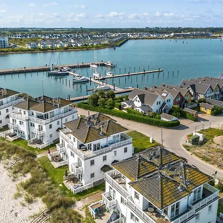 Schwimmendes Haus 24 5* Olpenitz