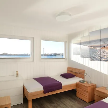 Schwimmendes Haus 24 Båthotell Olpenitz