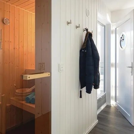 Schwimmendes Haus 24 Båthotell Olpenitz